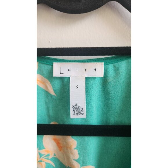 Leoth Short Sleeve Floral Shift Dress Size S - Picture 8 of 9